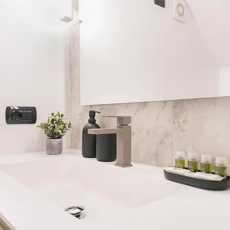 Prestigioso Piazza Duomo By Easylife *